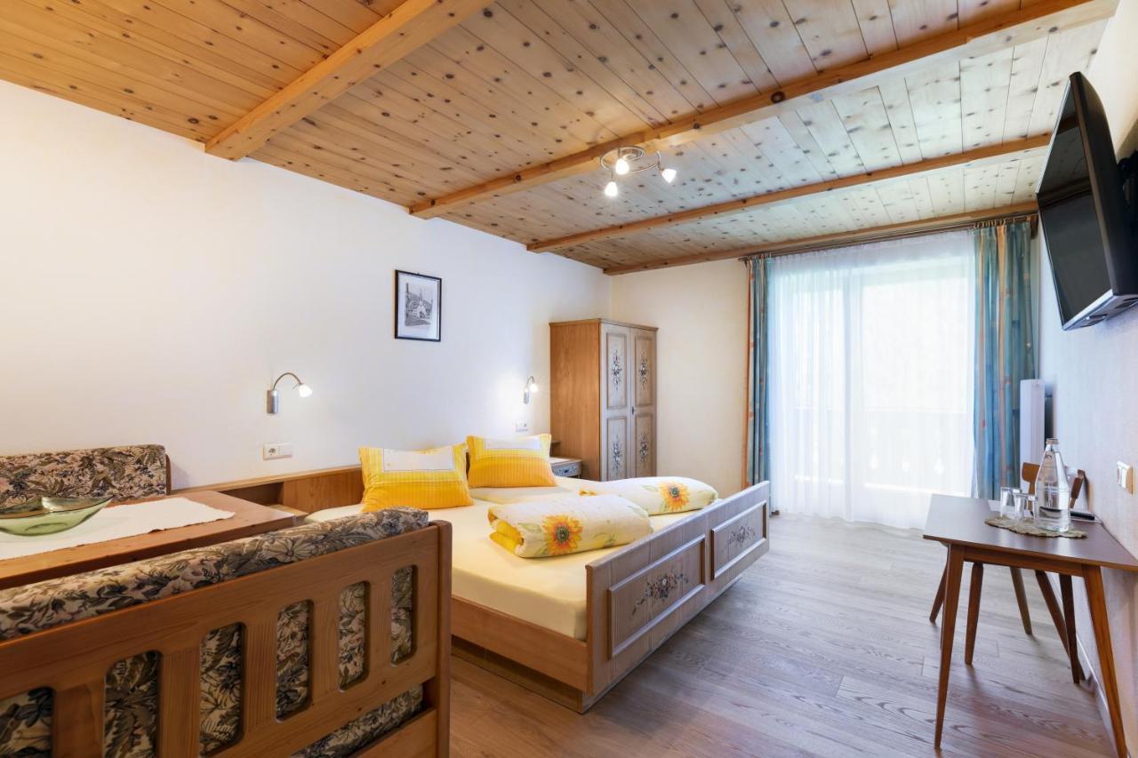 Hotel Chavalatsch Tubre Ngoại thất bức ảnh